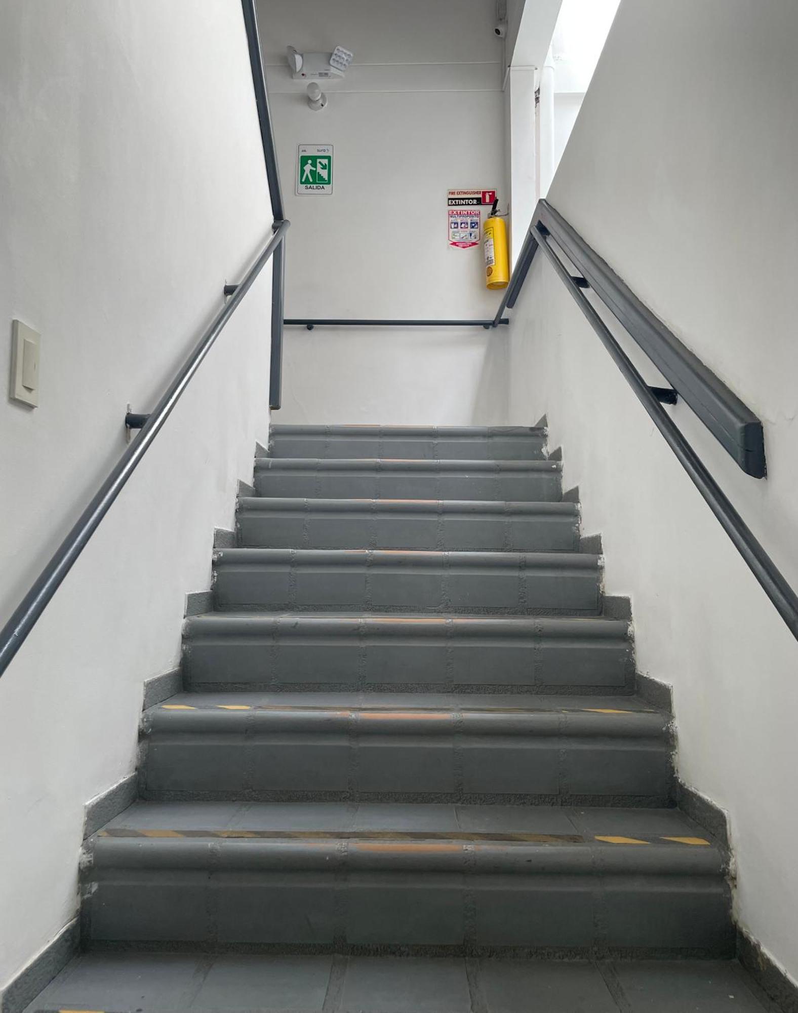 Hostal Lleras Calle 8 Medellin Luaran gambar